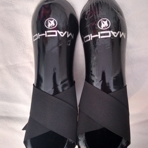 7 Piece sparring gear set + uniform and bag - Picture 2 of 6